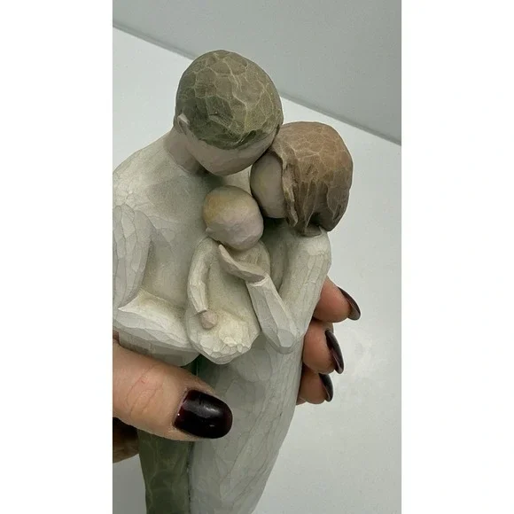 Willow Tree Our Gift Hand Painted Figurine Susan Lordi New Baby Family Gift 2006 - Picture 8 of 8